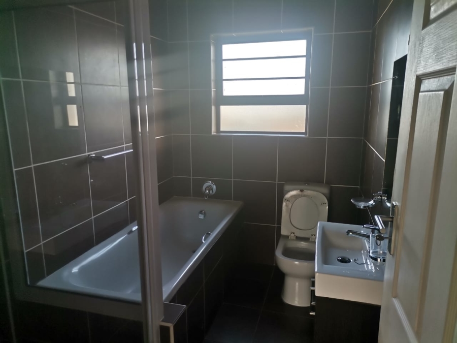 3 Bedroom Property for Sale in Gonubie Eastern Cape